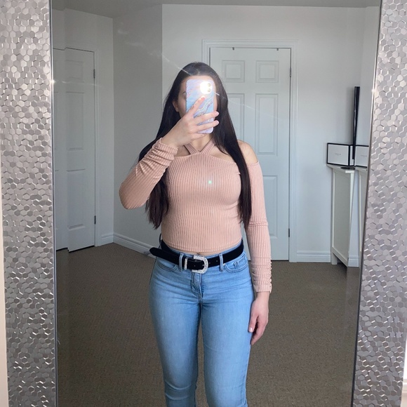 Fashion Nova Crop Top - Picture 3 of 3